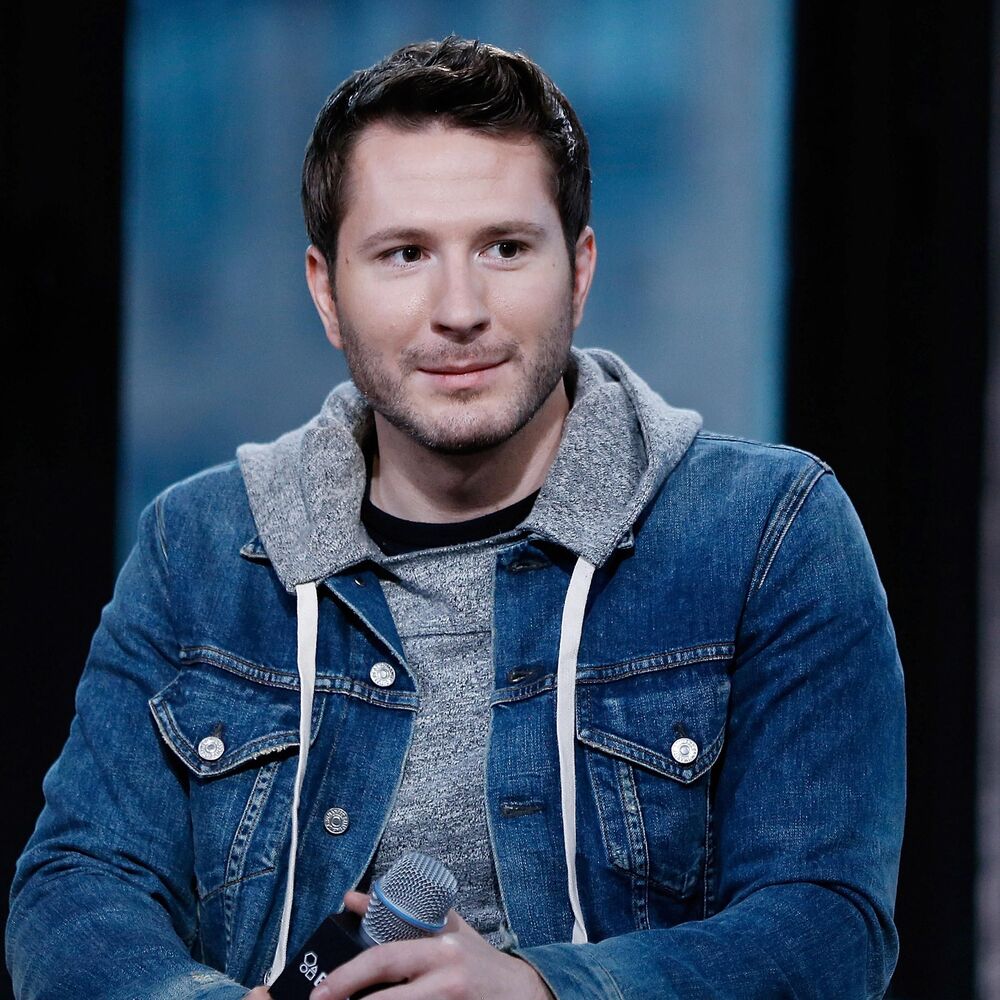 Adam Young profilképe