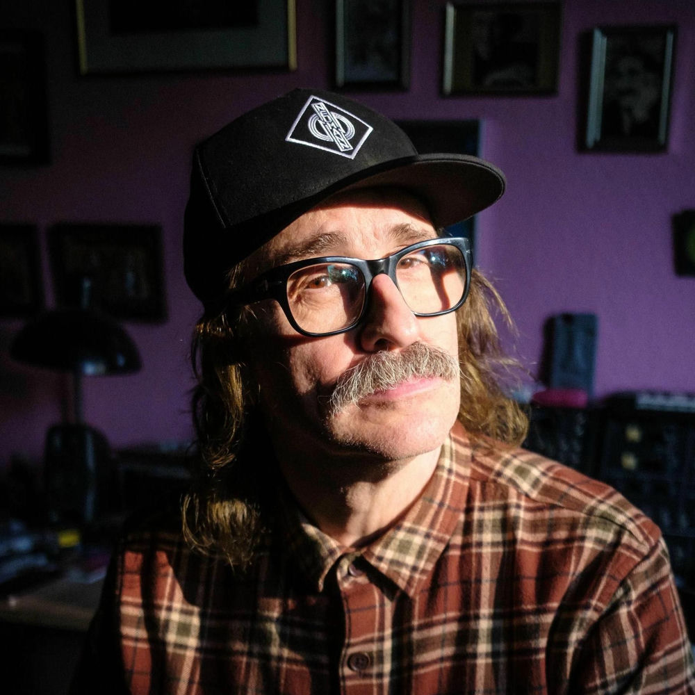Alexander Hacke profilképe