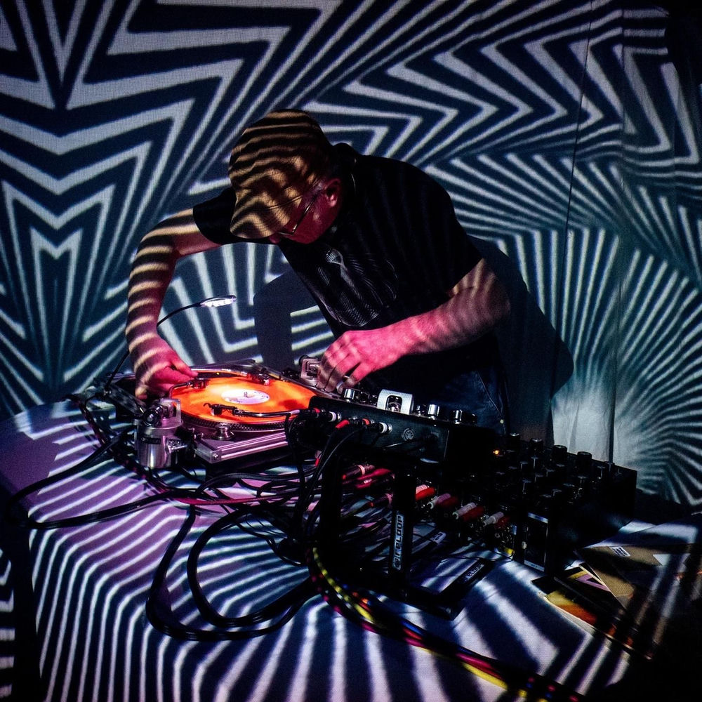 DJ Food profilképe
