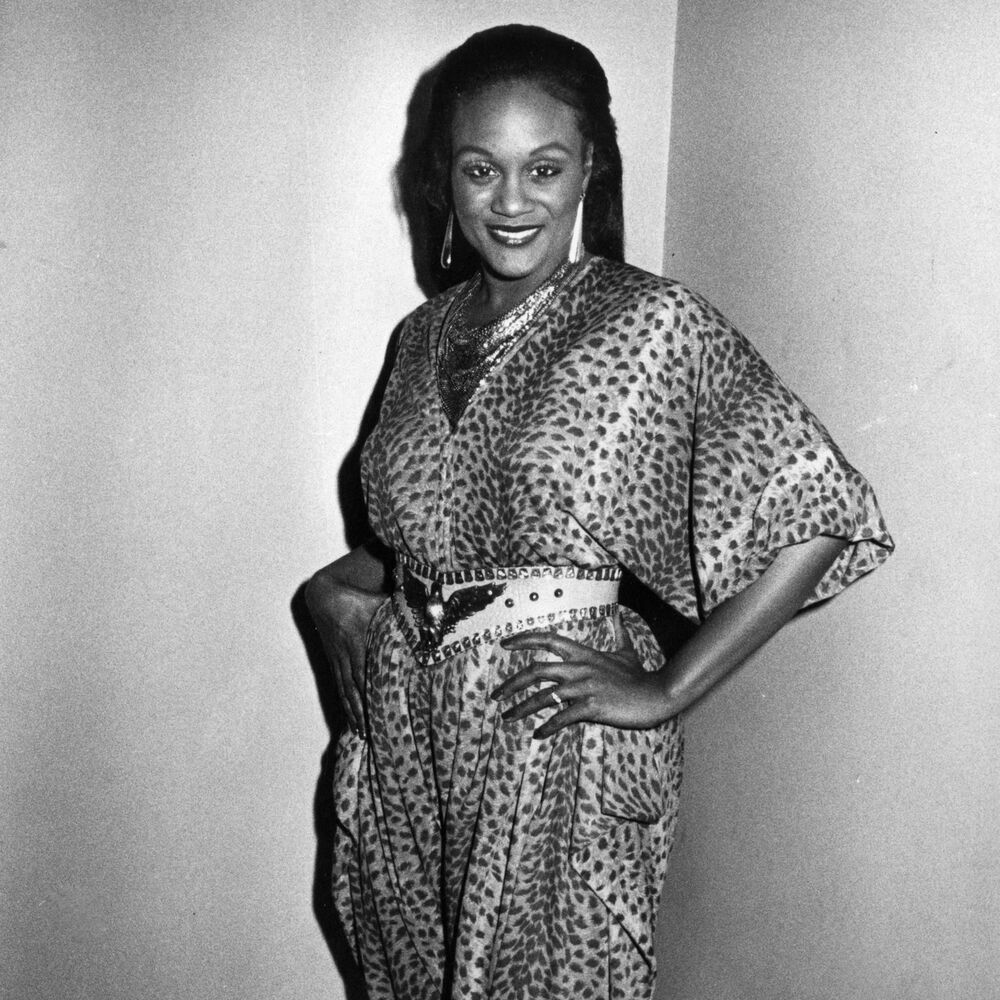 Evelyn Thomas profilképe
