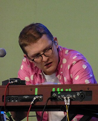 Floating Points profilképe