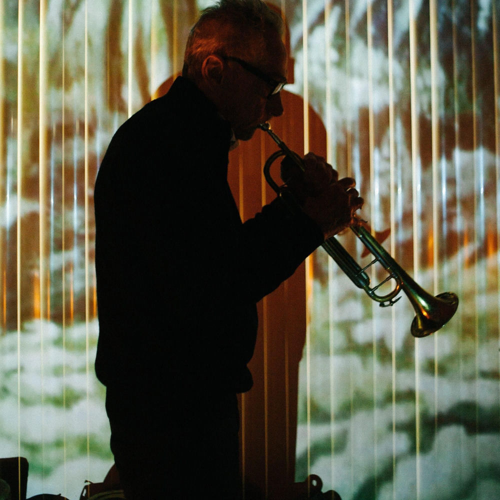 Jon Hassell profilképe