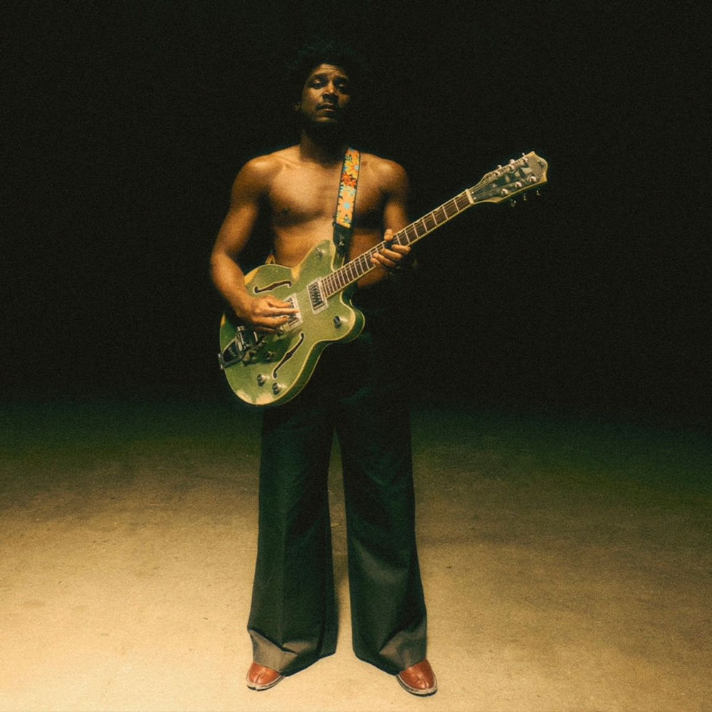 Labrinth profilképe