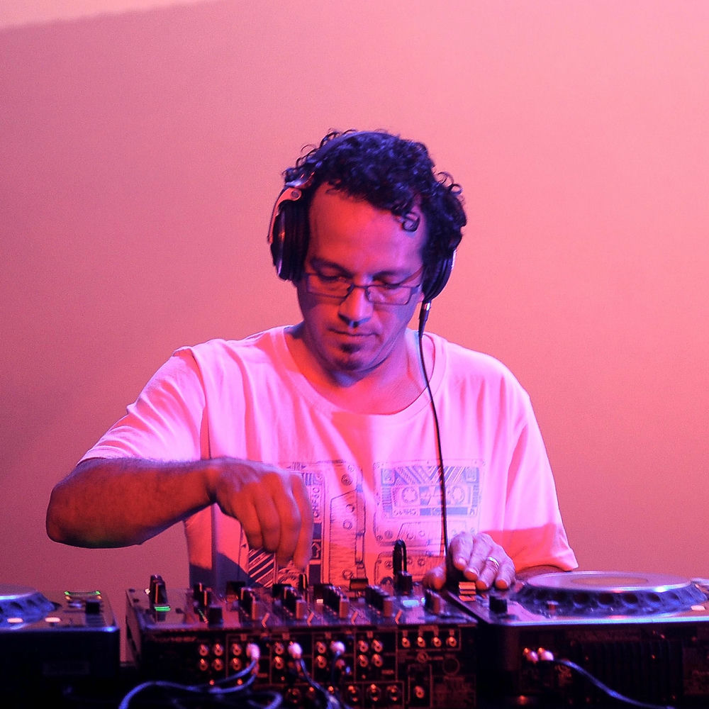 Mark Farina profilképe