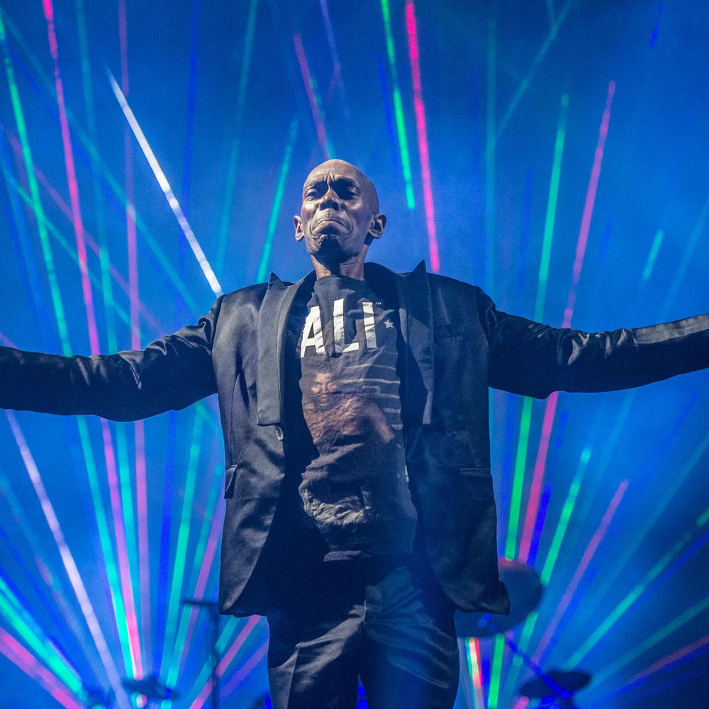 Maxi Jazz profilképe