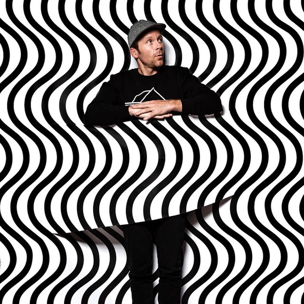 Mike Mago profilképe