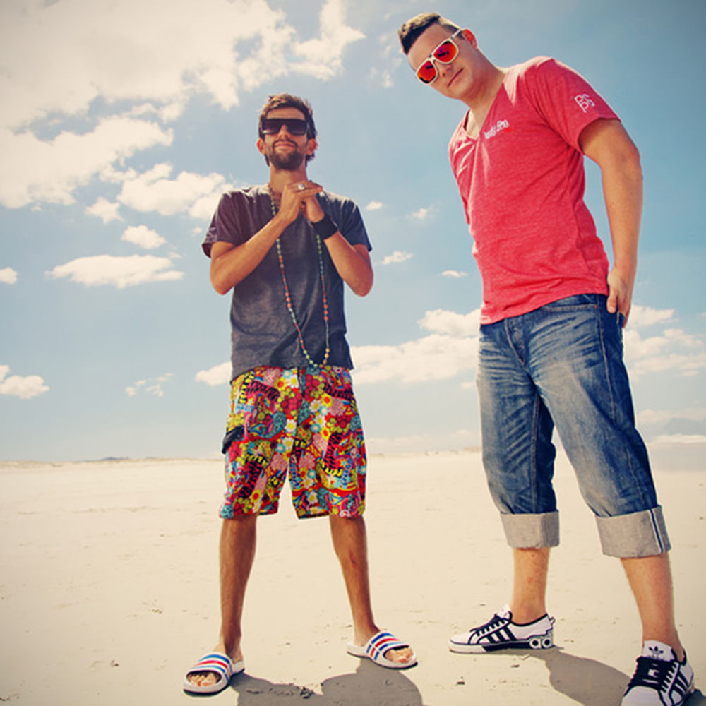 Pascal & Pearce profilképe