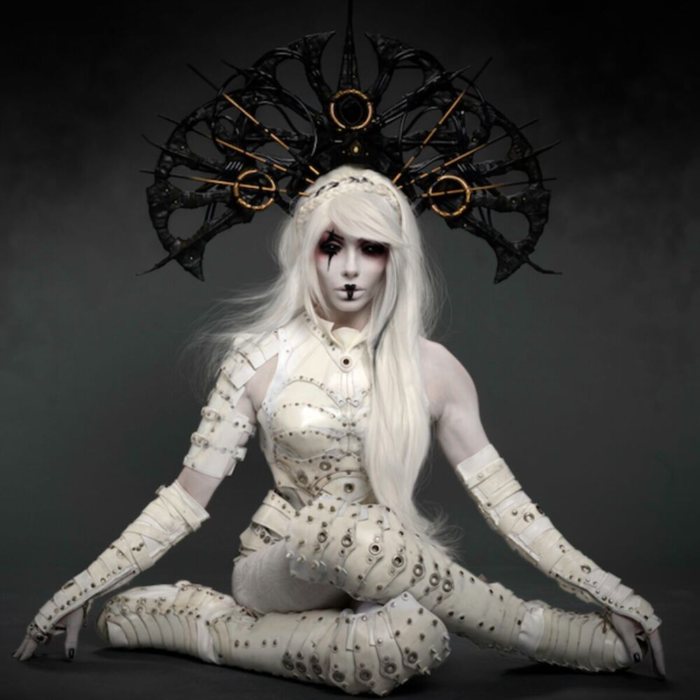 September Mourning profilképe