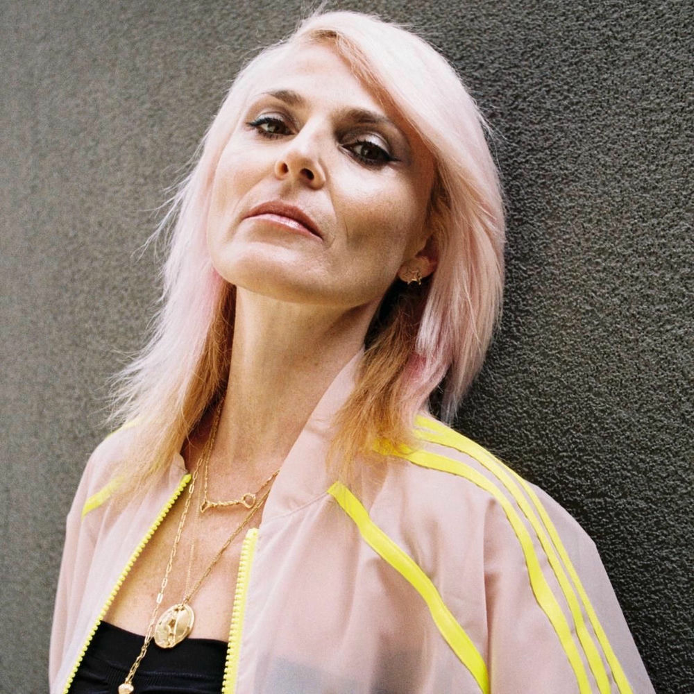 Sister Bliss profilképe