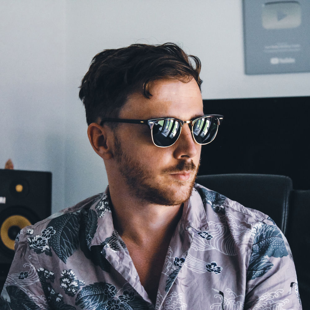Tom Bailey profilképe
