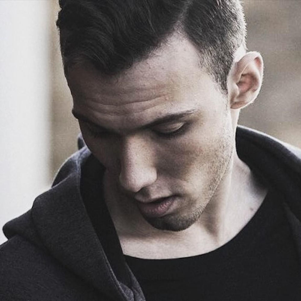 Tom Swoon profilképe
